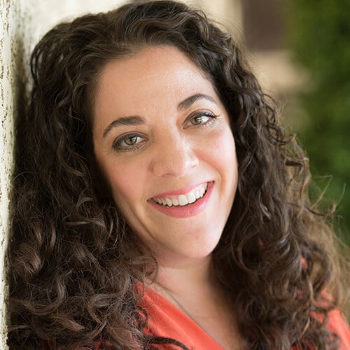 Headshot of Laura Bashar.